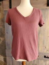 Express Waffle Knit V-Neck Easy Tee Size XS Burgundy Red - $10.46