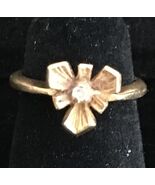 Unique antique 14K gold child&#39;s ring with center diamond - €168,05 EUR