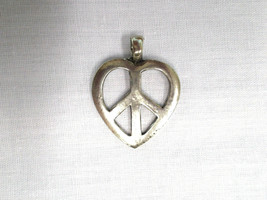 Heart Shaped Peace Sign Vintage Hippie Style USA Cast Pewter Pendant Necklace - £6.64 GBP