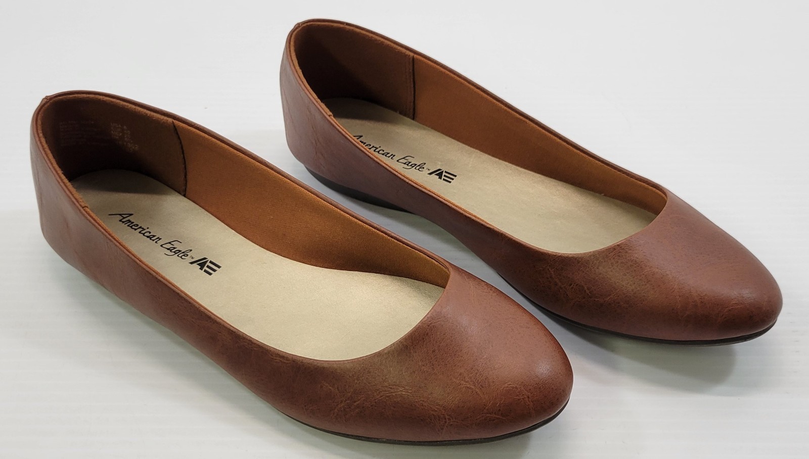 BG) American Eagle Woman Brown Faux Leather Grain Flat Shoes Size 8 - $14.84