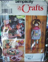 Pattern5227 (Used) Sewing Accessories Pin Cushion, Sewing Kit - $4.99