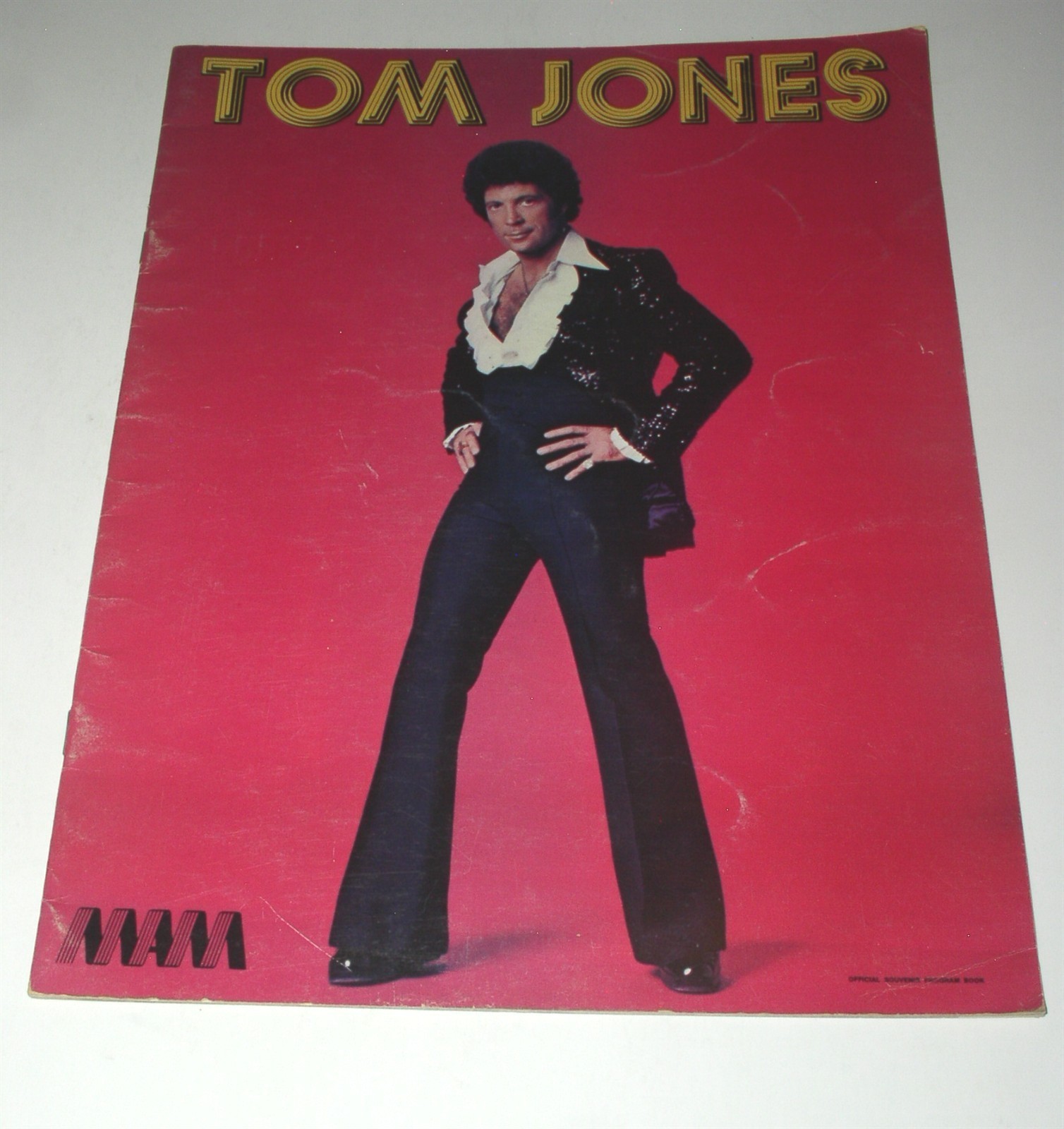 Tom Jones Concert Tour Program Vintage 1977 VG++ - $14.99