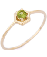 14K Yellow Gold Peridot Ring - £86.73 GBP