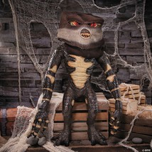 28&quot; ™ MOVIE Evil Gremlin MASKED BANDIT COLLECTIBLE HALLOWEEN PUPPET PROP - $5,388.97 MXN
