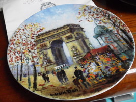 Louis Dali &quot;L&#39;Arc de Triomphe&quot; collector plate, new in box[am2] - £42.83 GBP