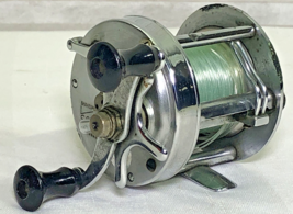 Shakespeare Service 1944 Fishing Reel - $69.18