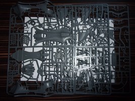 Warhammer 40,000 - Drukhari Ravager - Complete On Sprue - $864.89 MXN