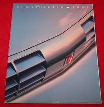 Vintage 1991 Oldsmobile Car Dealer Sales Catalog Cutlass Supreme Ninety Eight  - £7.88 GBP