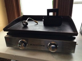 22” BLACK STONE GRIDDLE good condition Camping Outdoors Stove Griddle RV - $99.00
