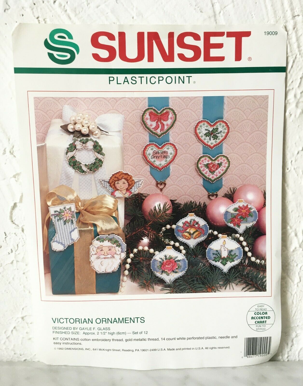 Dimensions Sunset Christmas 12 PlasticPoint Victorian Ornaments Kit - Opened - $18.95
