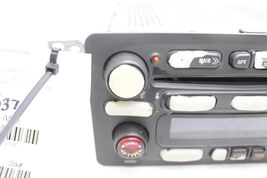 Audio Equipment Radio Receiver With CD Thru 4/04 Fits 03-04 MATRIX 75259 image 3