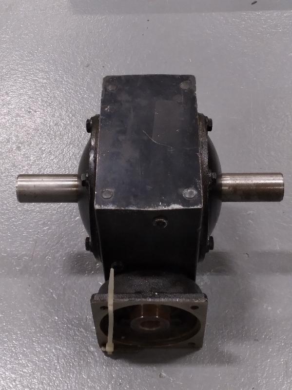 Paper Converting Machine 3388 Right Angle Gearbox 10:1 Ratio  - $205.00