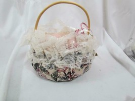 Vintage Victoria Gift Basket W/ Heart Shape Soap Floral Basket - £4.49 GBP