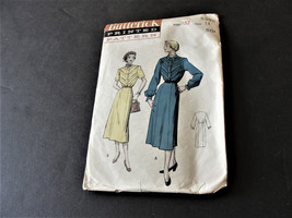 Butterick 5395- Tucked and Tabbed Shirtwaister. Tailored one-piece dress -Size 1 - $25.00