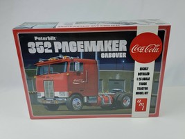 AMT Coca-Cola Peterbilt 352 Pacemaker Cabover 1/25 Model Kit 2018 AMT-1090 NEW - £37.21 GBP