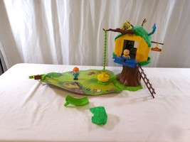 Caillou Treehouse Playset With Figures Rosie + Slide Tire Swing Ladder - £18.95 GBP