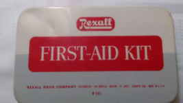 Rexall First Aid Tin Emergency Kit Medicine RX VTG - $328.55 MXN