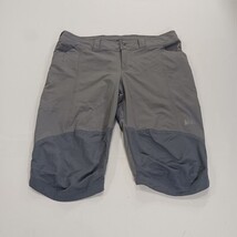 REI RN#37249 Women's Gray Nylon Spandex Blend Stretch Shorts Size 12 (34×13) image 11