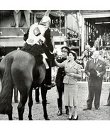 Queen Elizabeth At Richmond Horse Show 1952 Sphere Cover UK Import DWII4 - $29.99