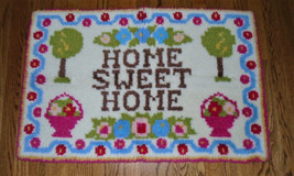 Vintage Latch Hook Rug Home Sweet Home 35&quot; x 23&quot; Home Decor - £42.82 GBP