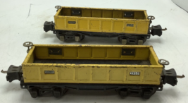 Lot of 2 LIONEL No. 2652 YELLOW GONDOLA - O Gauge 1940 - 41 Made In USA - $28.04