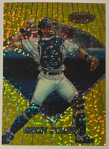 Mike Piazza 1996 Bowman&#39;s Best/Topps Atomic Refractor Card #BBP7 (Los Angeles Do - £31.38 GBP