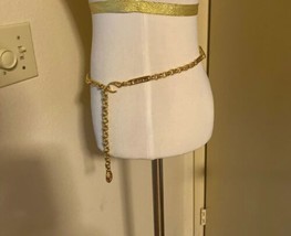 RARE DESIGN - VINTAGE GOLD ADJUSTABLE METAL CHAIN BELT - MADE IN ITALY - £43.72 GBP