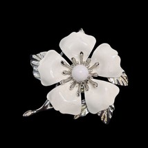 Sarah Coventry Silver Tone And White Enamel Flower Brooch (4610) - £15.87 GBP