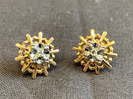 Vtg 14K Yellow Gold Diamond Earrings 2.8g Fine Jewelry Ships Wheel *No B... - £196.87 GBP