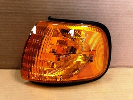 LH Left Driver Side Parking Turn Signal Light fits 1998-2003 Dodge Van C... - £30.96 GBP