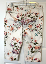 St. Johns Bay Floral Crop Capri Pants Womens 14P White Multi Mid Rise St... - £9.71 GBP