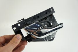 2009-2011 jaguar xf front rear LEFT DRIVER side interior door handle CHR... - $870.16 MXN