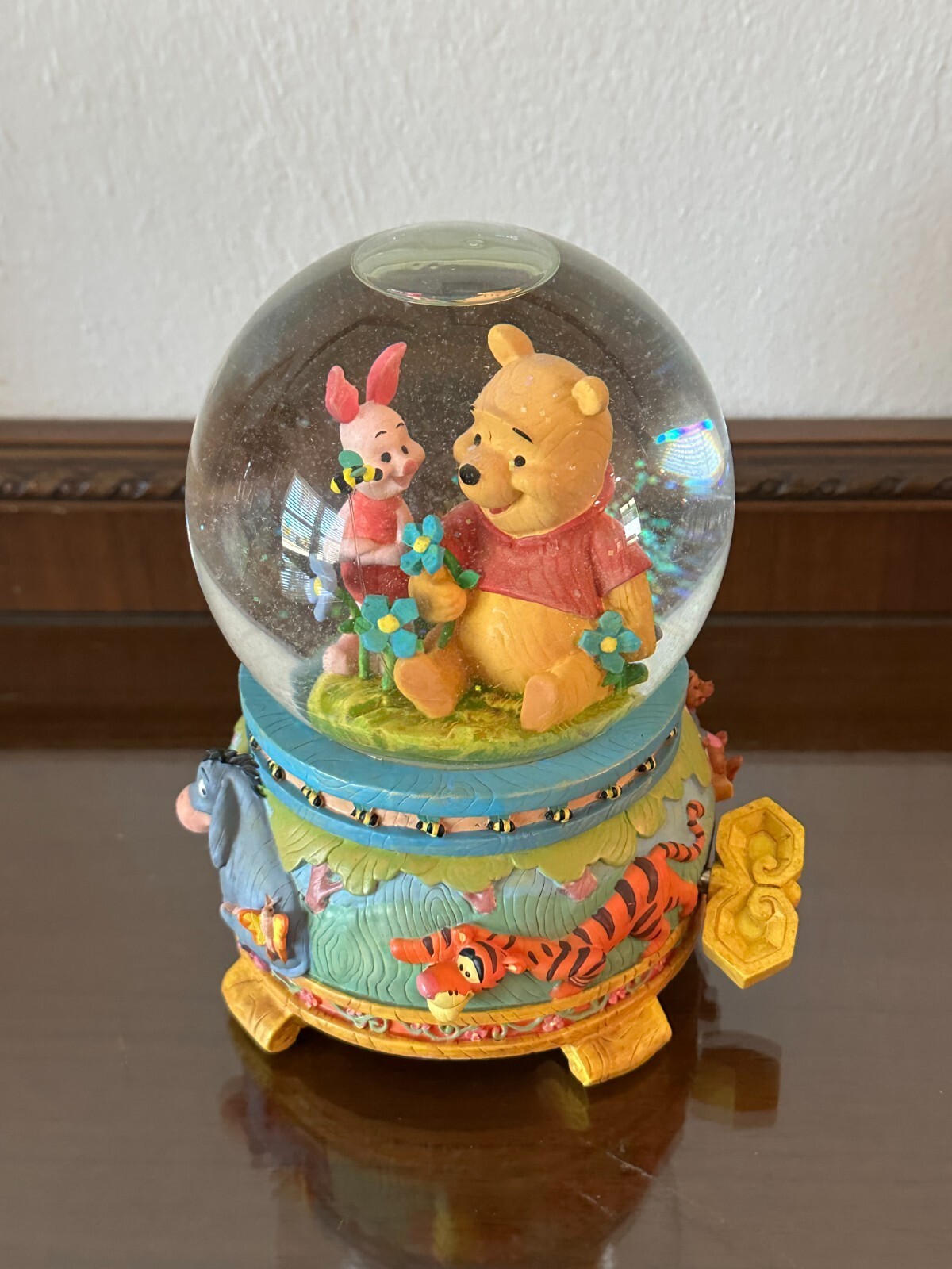 Disney Winnie the Pooh Snow Globe Surrounded by Flowers Piglet Eeyore Ti... - £27.74 GBP