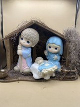 Precious Moments Nativity Jesus Mary &amp; Joseph Christmas 2716 2717 Stable Creche - £71.21 GBP