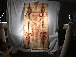 Shroud of Turin Full Size Body Sepia on Linen Cloth 6 x 3 feet with Free Book - £123.06 GBP