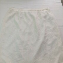 R&M Richards Women's Cream Rear Zipper & Slit Casual Skirt Size 24W Waist 44" image 10