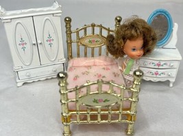 Mattel The Littles Bedroom Furniture and Doll Set Bed Wardrobe Dresser Mirror - $16.69