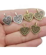 5 Heart Charms Valentines Day Pendants Shiny Gold Filigree Supply Lot 16mm - $75.07 MXN