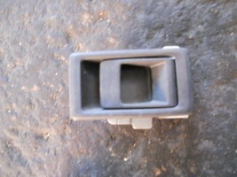 Interior Inner Door Handle Passenger Right Rear 1997 Land Rover Discovery - $32.67