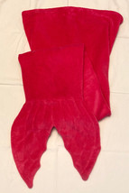 Pink fleece mermaid tail wearable blanket step-in One Size women&#39;s or girl&#39;s - £6.32 GBP