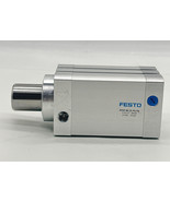 Festo 576127 Pneumatic Cylinder 40mm Bore 25mm Stroke DFSP-40-25-PS-PA  - $1,040.83 MXN