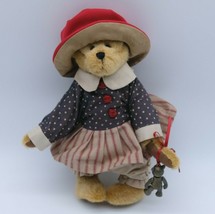 Boyds Bears &quot;Betsie B. Jodibear&quot; 9&quot; Artisan Plush Bear #92000-07 w/ pewter teddy - £26.82 GBP