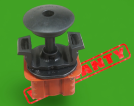 0009912595 mercedes C300 E350 S550 right or left upper radiator pin moun... - $372.00 MXN
