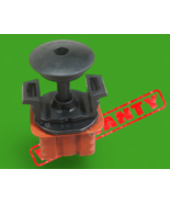 0009912595 mercedes C300 E350 S550 right or left upper radiator pin moun... - $27.50 CAD