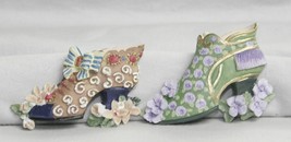 Victorian Ceramic Shoes Refrigerator Magnets 2 Lot #1525 - £4.88 GBP