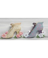 Victorian Ceramic Shoes Refrigerator Magnets 2 Lot #1526 - £4.88 GBP