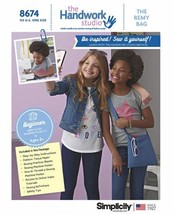 Simplicity Sewing Pattern 8674 Handwork Studio Remy Bag Teens  - $8.06