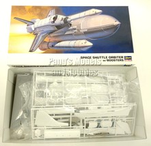 Space Shuttle and Booster Rockets 1/200 Scale Plastic Model Kit - Hasegawa - £35.22 GBP