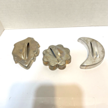 Vintage Aluminum Metal Cookie Cutters with Handles Moon Flower Leaf Lot 3 - £9.28 GBP