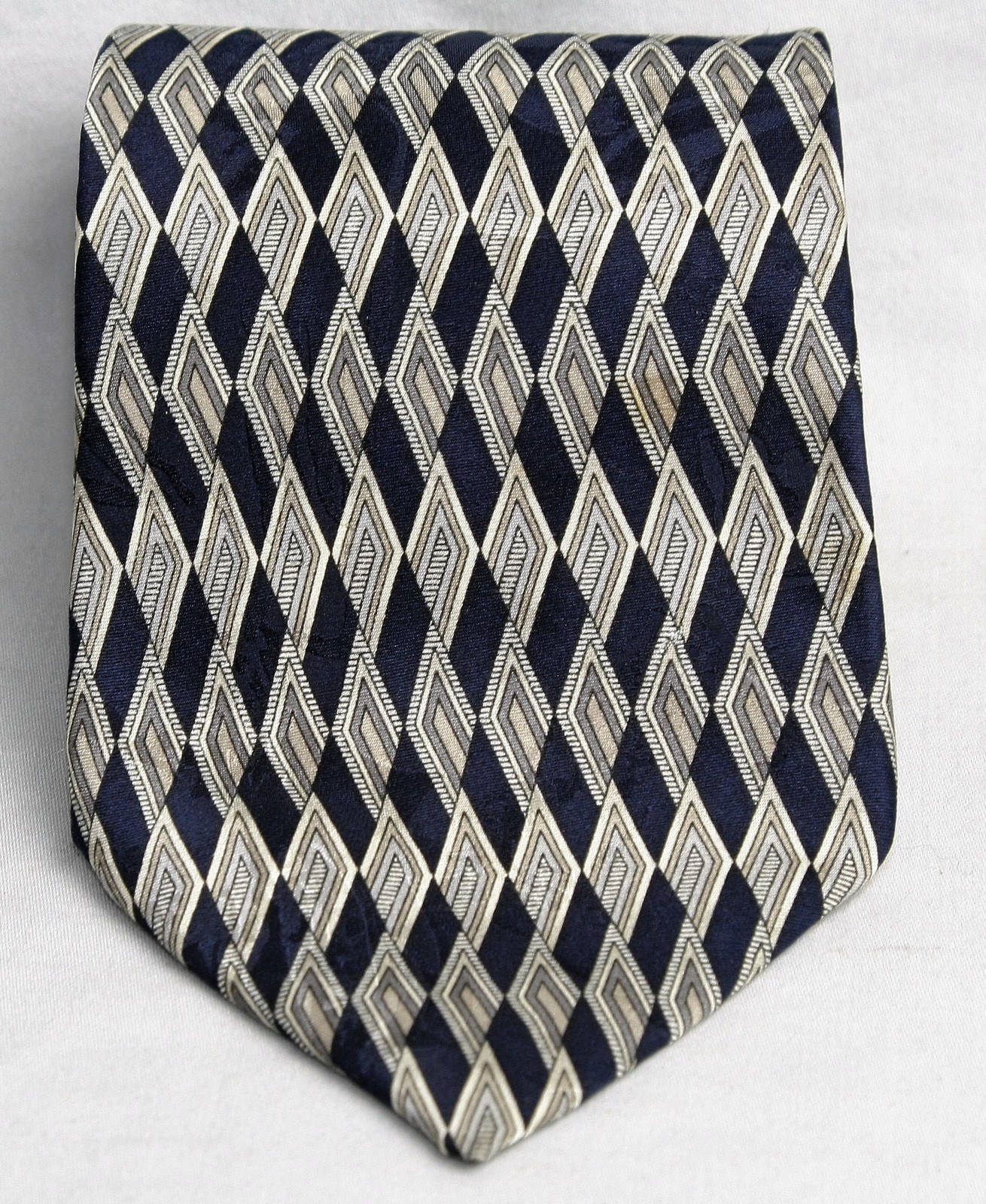 Honors Geometric 100% Silk Men&#39;s Necktie Tie  Navy Beige - $6.66